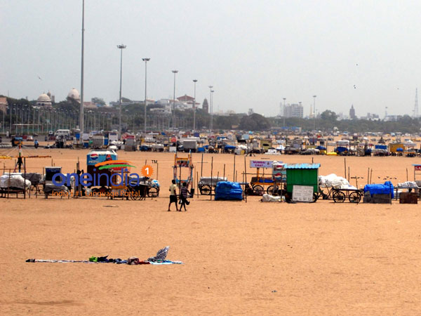 Vendors restricted to five zones on the Marina, ban on new shops