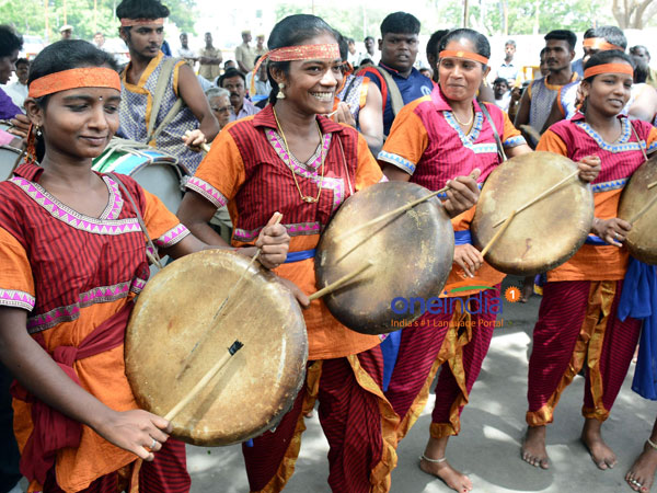 Writers and artists association protested in Chennai 