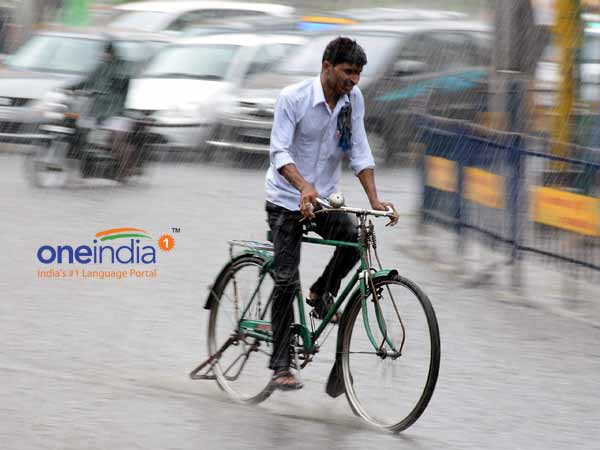 வடமேற்குப் பகுதிகளில்