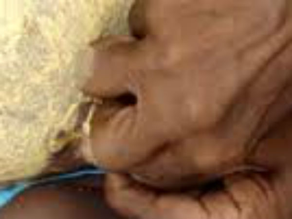 குழந்தைகளைக் கொடுமை படுத்துகின்றோம்: