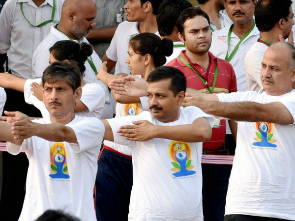 Arvind Kejriwal Joins PM Narendra Modi at Rajpath for Yoga Day
