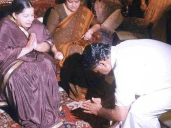 குந்த வைத்து கும்பிடு ஆசனம்