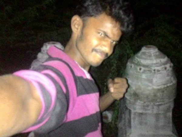 Periyarist's Selfi with Ghost