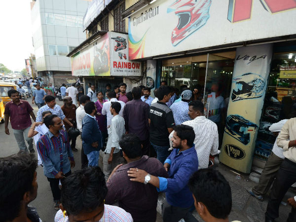 Shoppers are Exploited the demand of Helmet, they sold in price of three times
