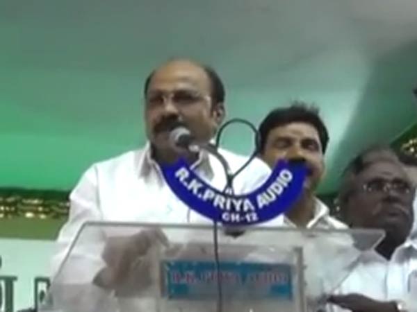 2011ல் வீழ்ச்சி