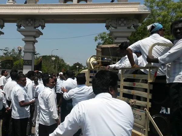 Lawyers protest against compulsory helmet rule
