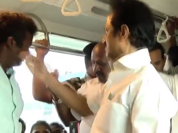 பளார் விட்ட ஸ்டாலின் 