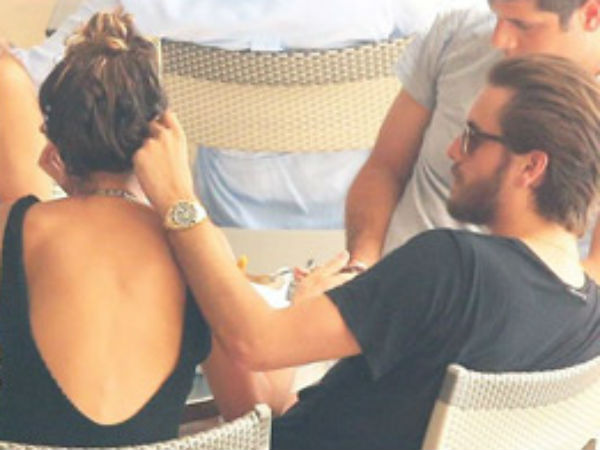 பேஷன் டிசைனர்