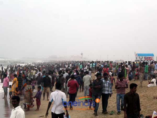 கொளுத்தும் வெயில்...