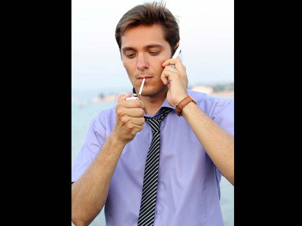 போலி சிகரெட் - மது