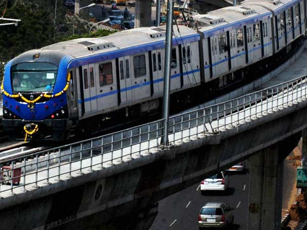 TN DGP and commissioner travels in Metro train TN DGP and commissioner travels in Metro train