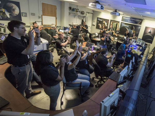 ரொம்ப சந்தோஷமா இருக்கு