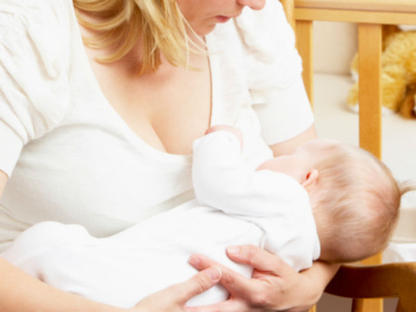 கடையில் வைத்து பால் கொடுத்தார் கடையில் வைத்து பால் கொடுத்தார்