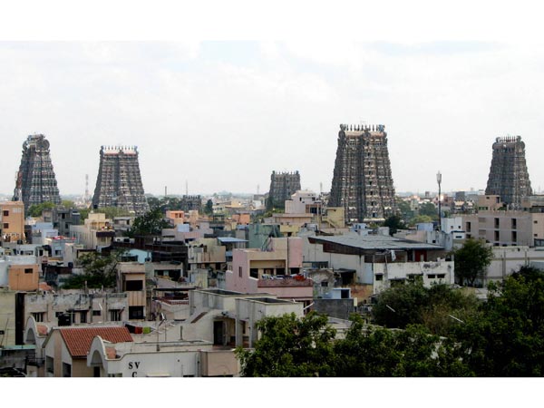சுற்றுலா கட்டணம்