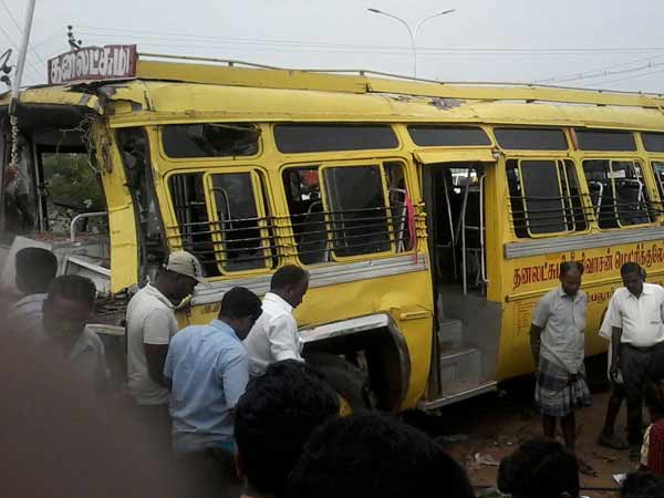 பெற்றோர்கள் குற்றச்சாட்டு