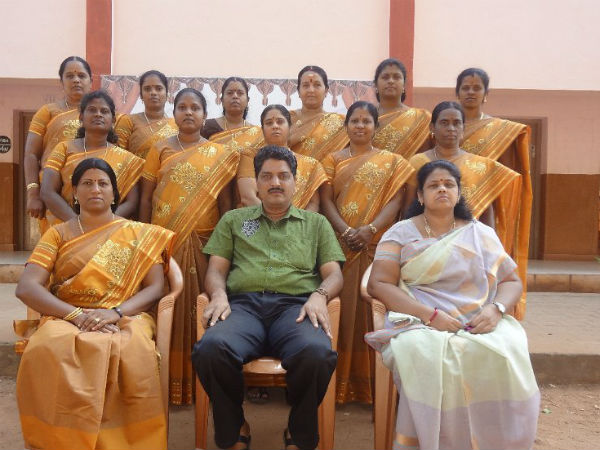 தலைமை ஆசிரியர் பீட்டர் ராஜா