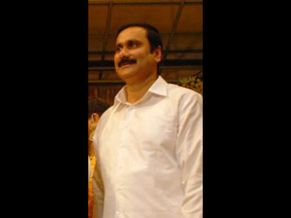 கேடுகள் பல