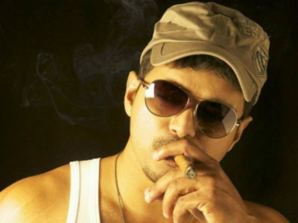 திணிக்கப்படும் காட்சிகள்