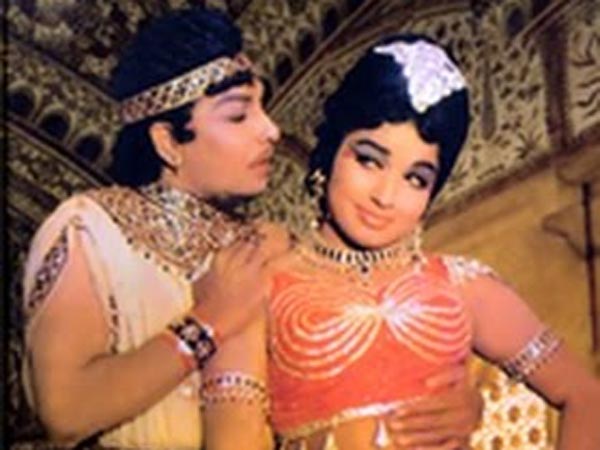 ஹீரோயினும், வில்லியும்