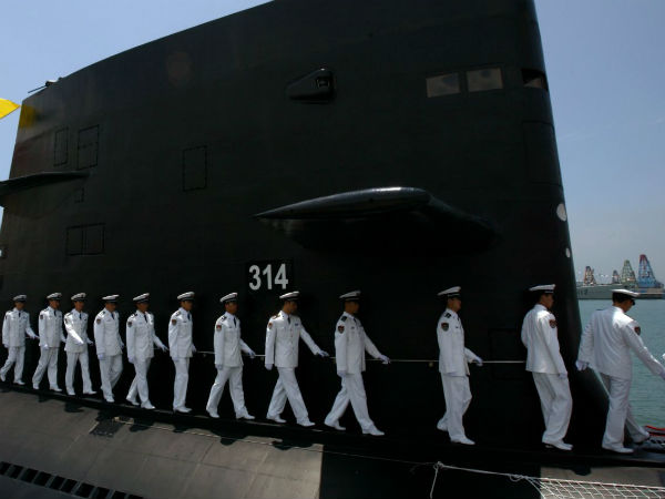 விழித்துக்கொண்ட இந்தியா