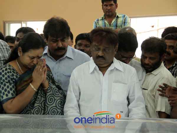 vijayakanth pays homage to Ibrahim Ravuthar