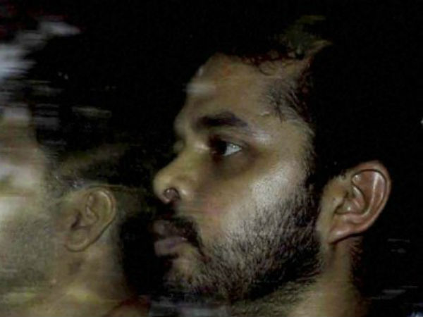 ஸ்டேடியத்தை பயன்படுத்த அனுமதியுங்கள்