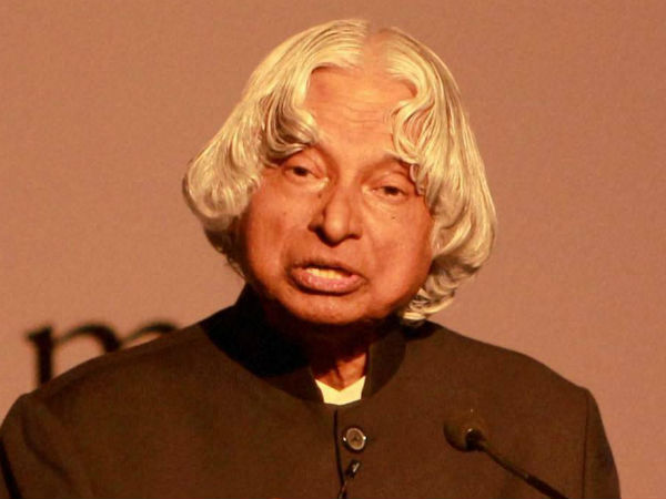 தென்காசியில் மவுன ஊர்வலம்