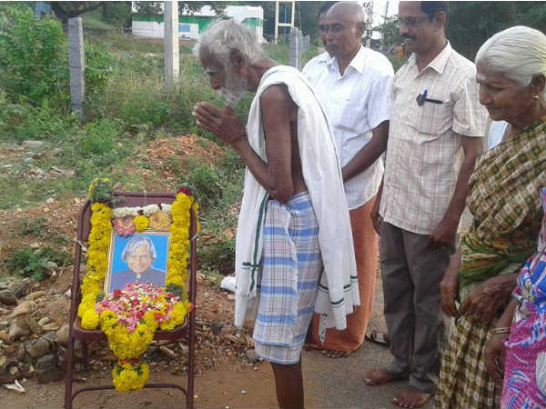 TN shuts and observes condolence to Kalam