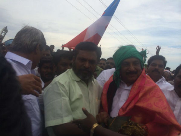 வைகோ-திருமாவளவன்