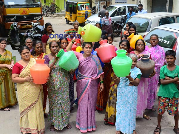 கொளத்தூரில் போராட்டம்