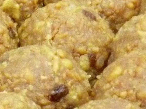 ஒரு நாளஐக்கு 3 லட்சம் லட்டு