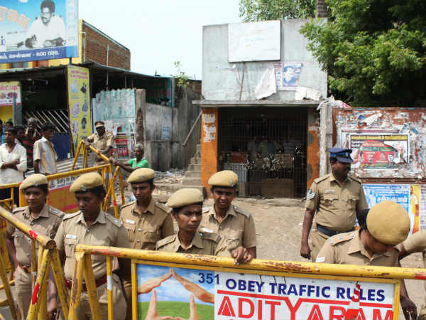 காட்டுமிராண்டித்தனம்