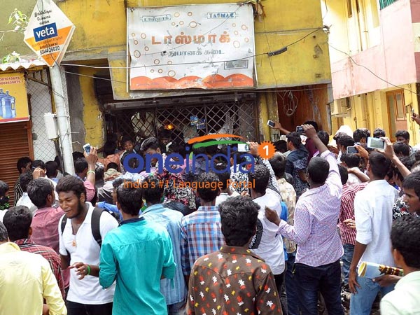 கல்விச் செலவை அரசே ஏற்க வேண்டும்