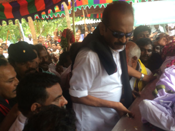 Sasiperumal's body handedover to their kins