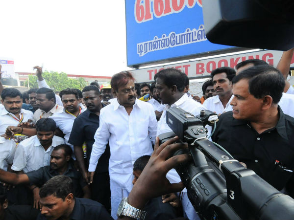 சங்கிலியை தேடிய விஜயகாந்த்