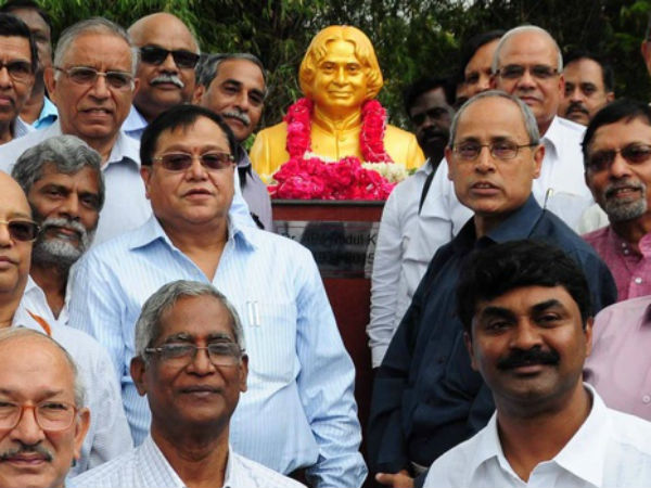 APJ Abdul Kalam's statue unveiled at DRDO unit in Hyderabad