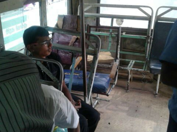 சக்கரம் கழன்று ஓடுகிறது பாருங்கள்...