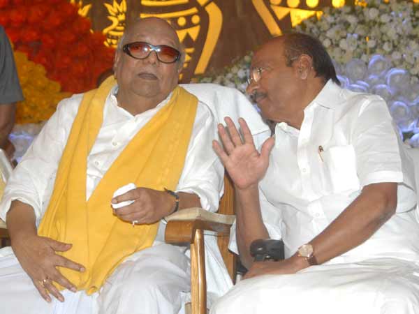 கெஞ்சாத குறையாக மன்றாடினார்