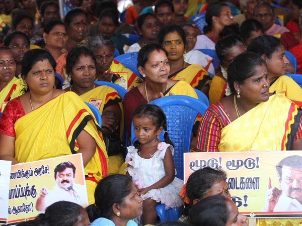 சொல்லுங்க கேப்டன்.. செஞ்சுருவோம்...!