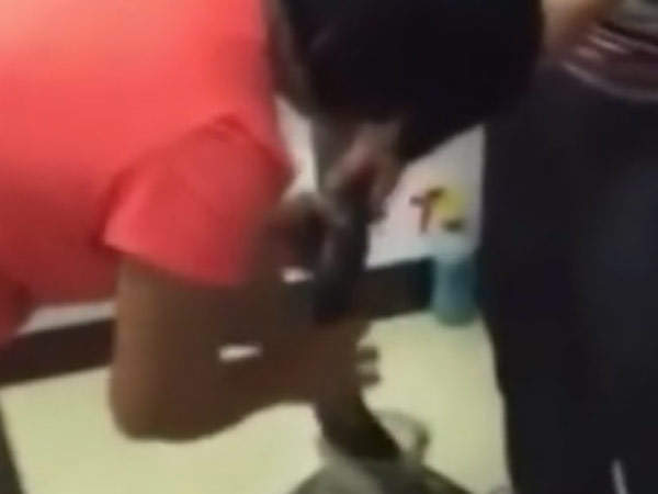 கொஞ்சம் கொஞ்சமாக...