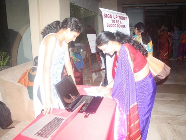 பதிவு செய்துள்ளனர்