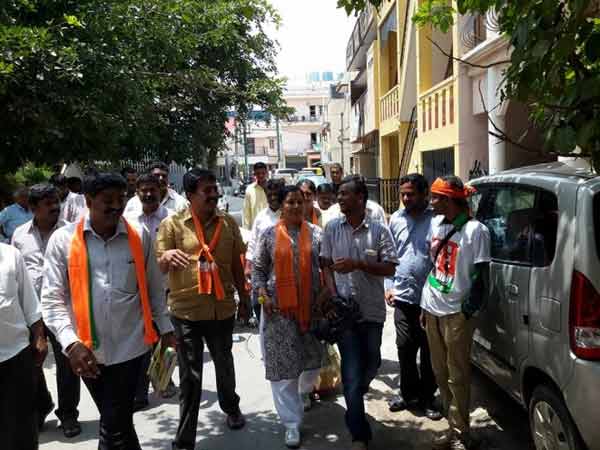 திருவள்ளுவர் சிலை திருவள்ளுவர் சிலை