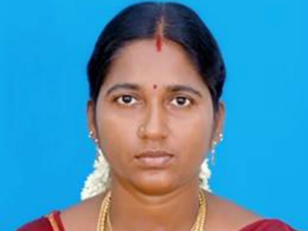 ஈ.வி.கே.எஸ் இளங்கோவன் மீது புகார் ஈ.வி.கே.எஸ் இளங்கோவன் மீது புகார்