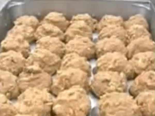 100 கிராம் எடையில்...