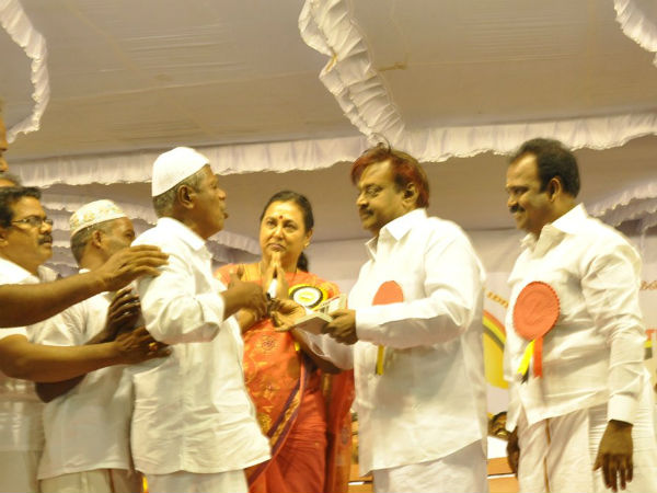 டாஸ்மாக் காவல்துறை