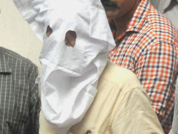 மும்பை கொண்டு வரப்பட்ட கன்னா