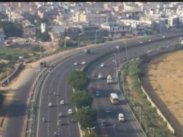 கட்டணம் நிர்ணயித்து...