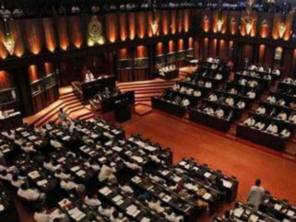 அடம் பிடிக்கும் சிங்கள கட்சிகள் அடம் பிடிக்கும் சிங்கள கட்சிகள்