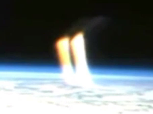 வினோத ஒளி... வினோத ஒளி...