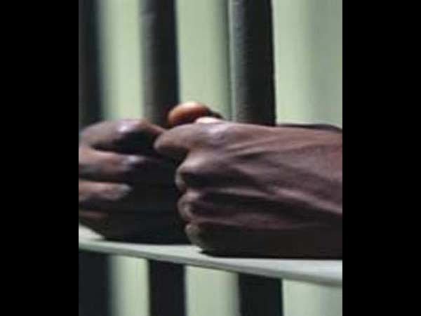 குற்றவாளிகளுக்கு ஆப்பு